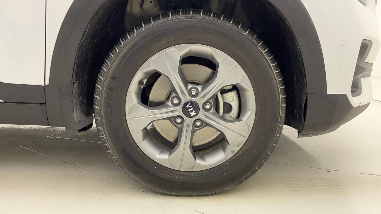 كيا سيلتوس LX 1.6 | بدون دفعة مقدمة | اختبار القيادة في المنزل