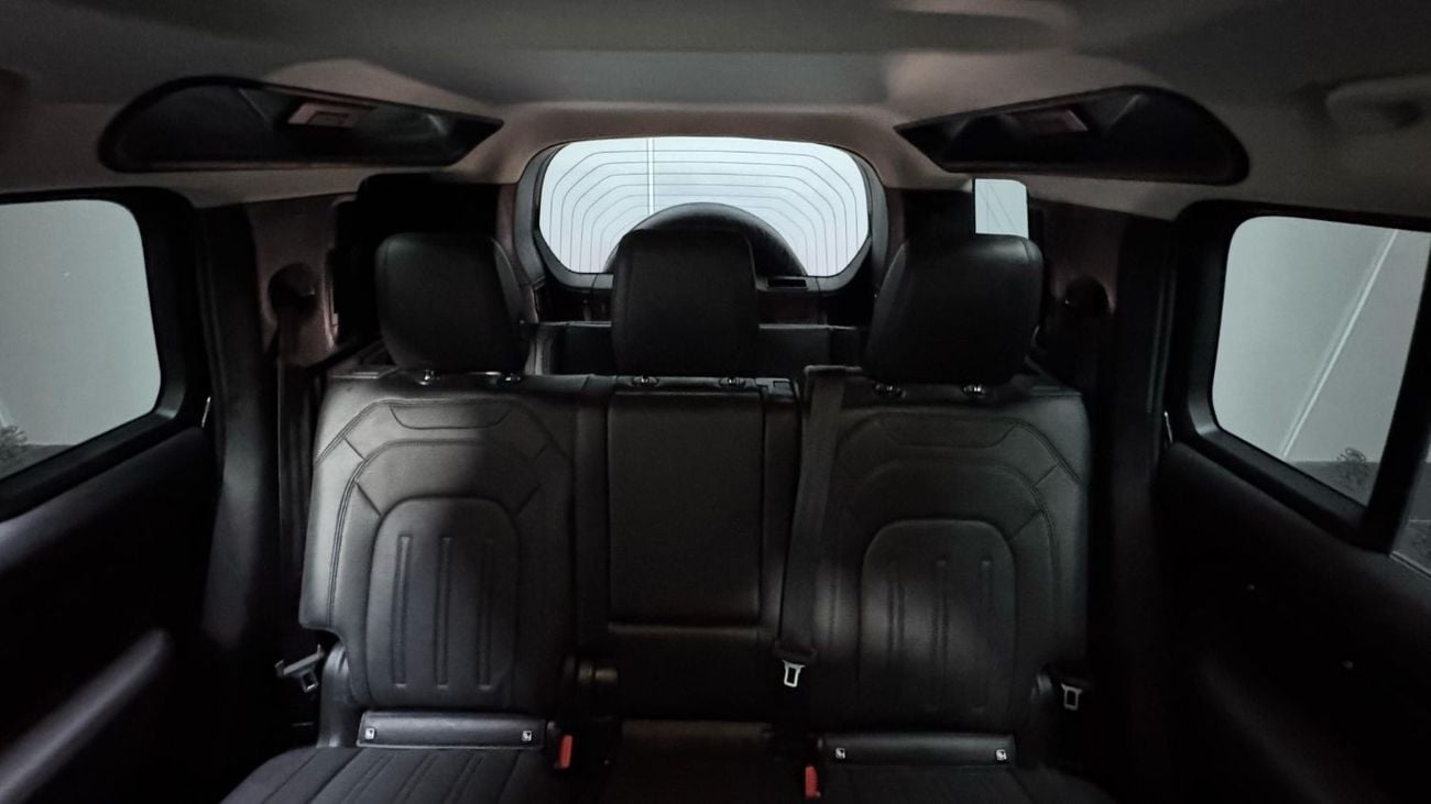 Land Rover Defender DIESEL ,RIGHT HAND DRIVE