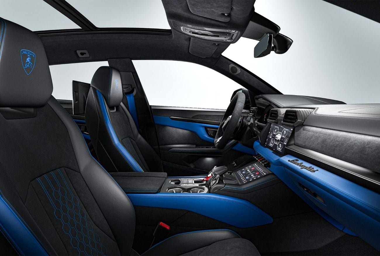 Lamborghini Urus Lamborghini Urus SE (Production 2026) – Full Carbon Package (In & Ex) & Rear Screens