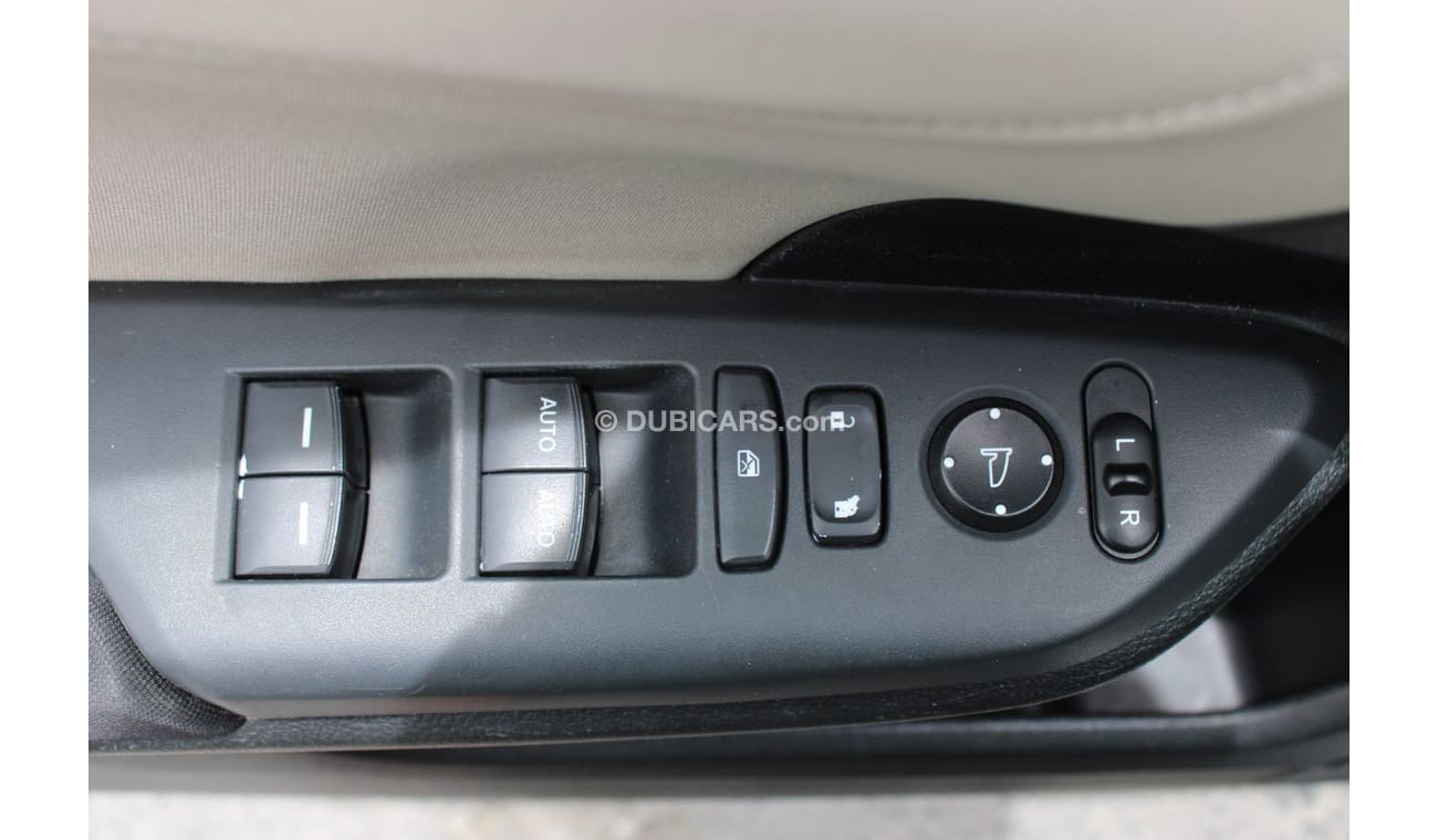 Honda Civic DX ACCIDENTS FREE - ORIGINAL PAINT - GCC - PERFECT CONDITION INSIDE OUT