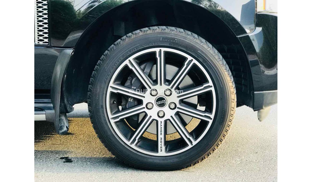 Used Land Rover Range Rover 2011 for sale in Dubai - 180262