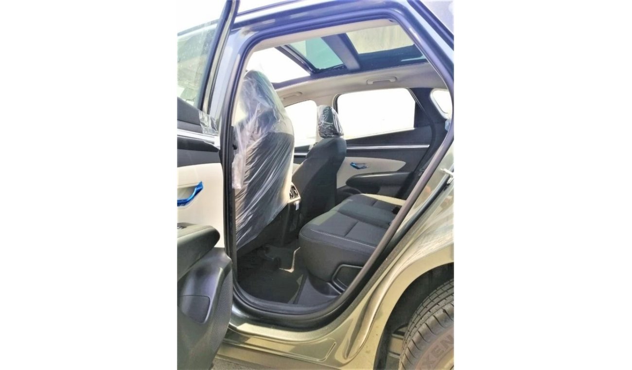 Hyundai Tucson 1.6 with sunroof