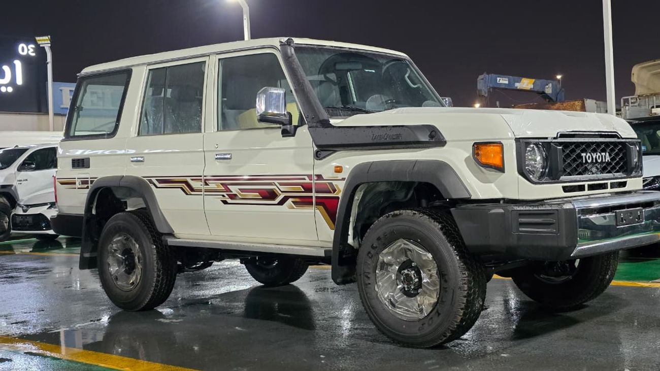 تويوتا لاند كروزر 70 Std 4.0L 4WD
