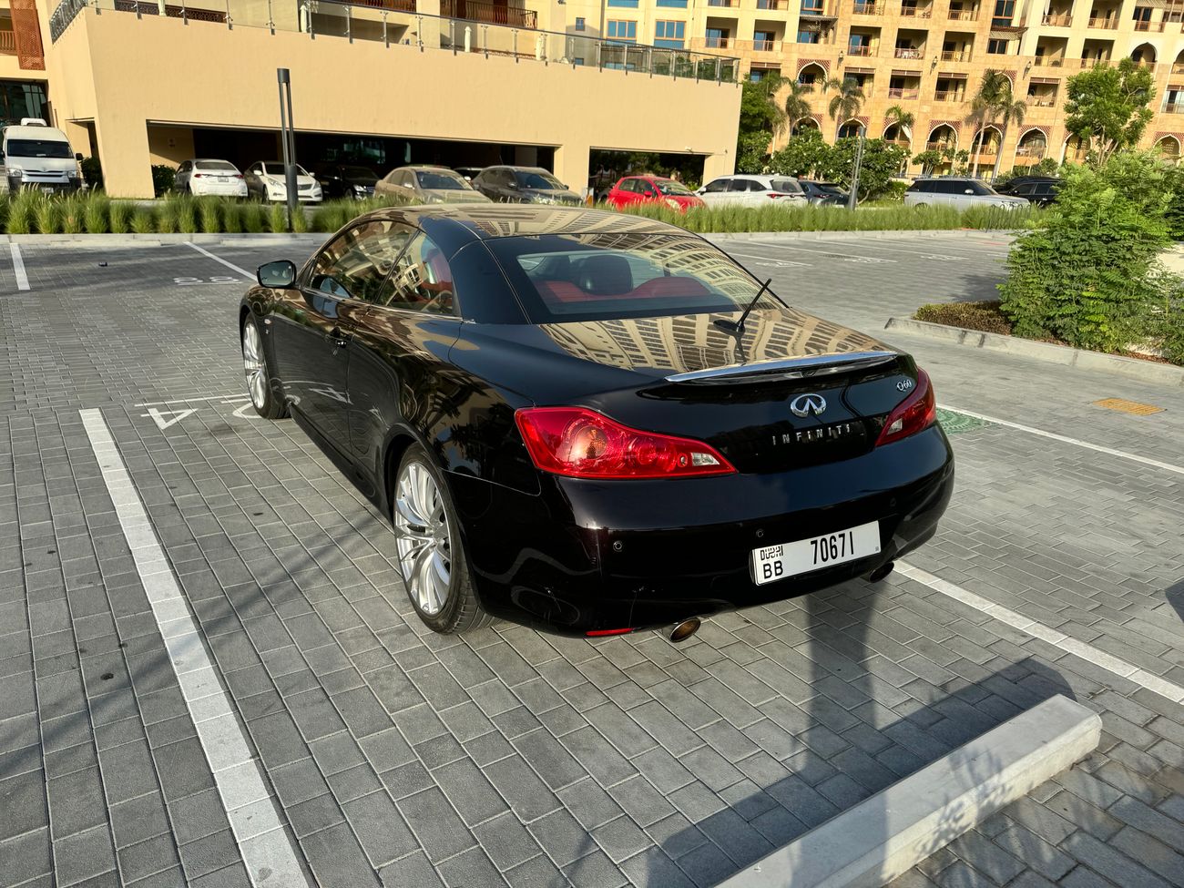 Infiniti Q60