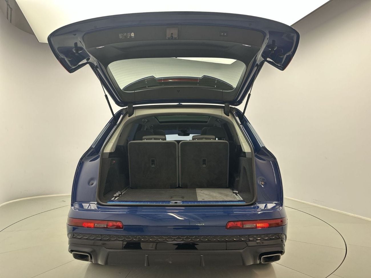 Audi Q7 55 TFSI quattro S-Line 3.0L 340hp (Ref# 21971)