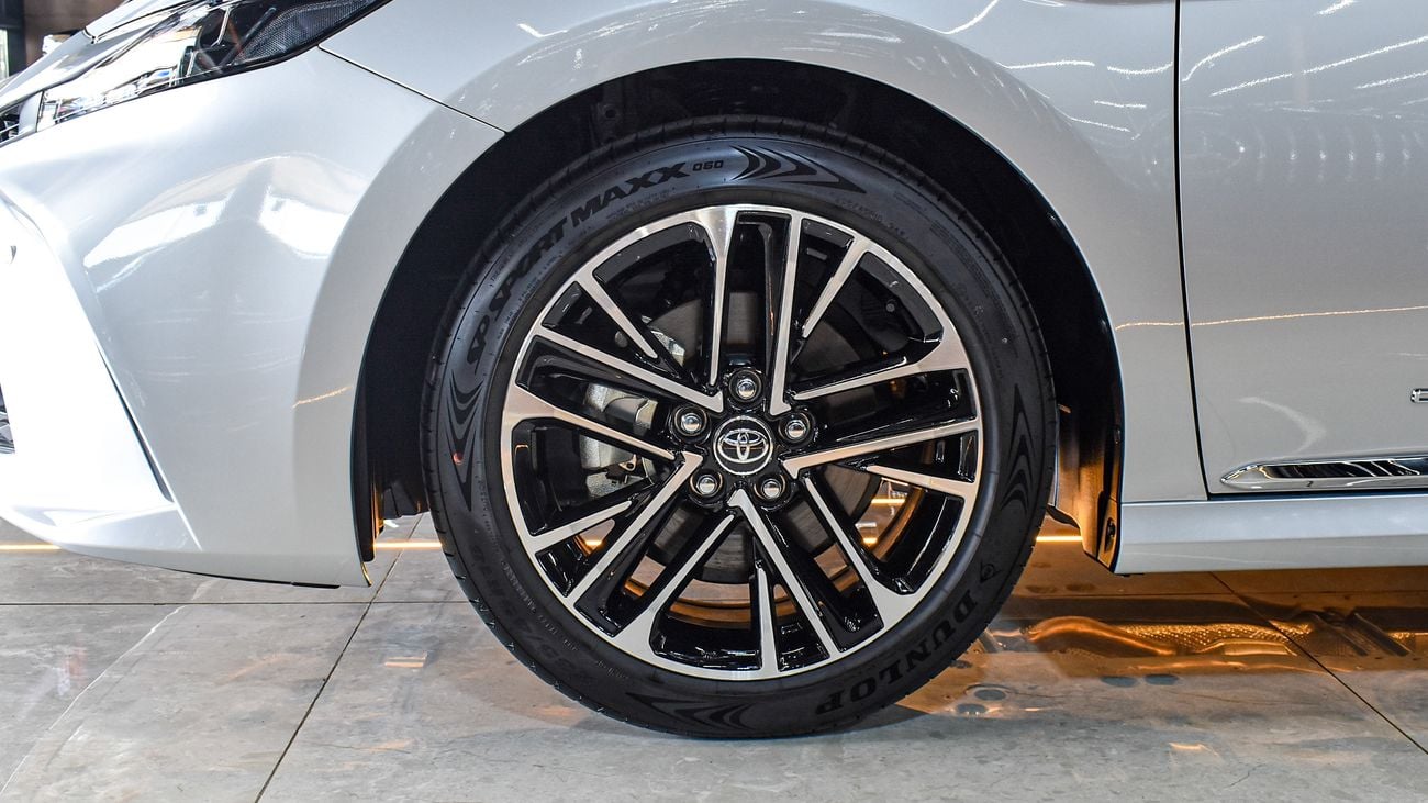 Toyota Camry LE  HEV 2.5L Hybrid