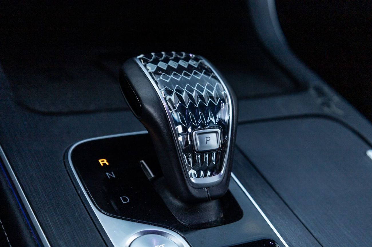 GAC GS8 2.0T GX (4WD)