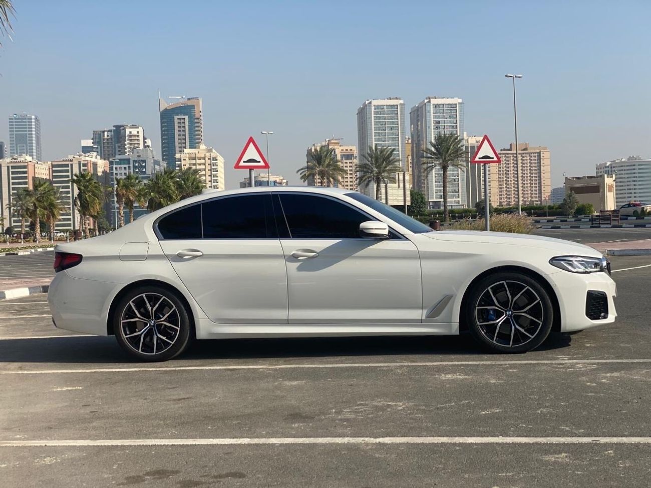 بي أم دبليو 530i