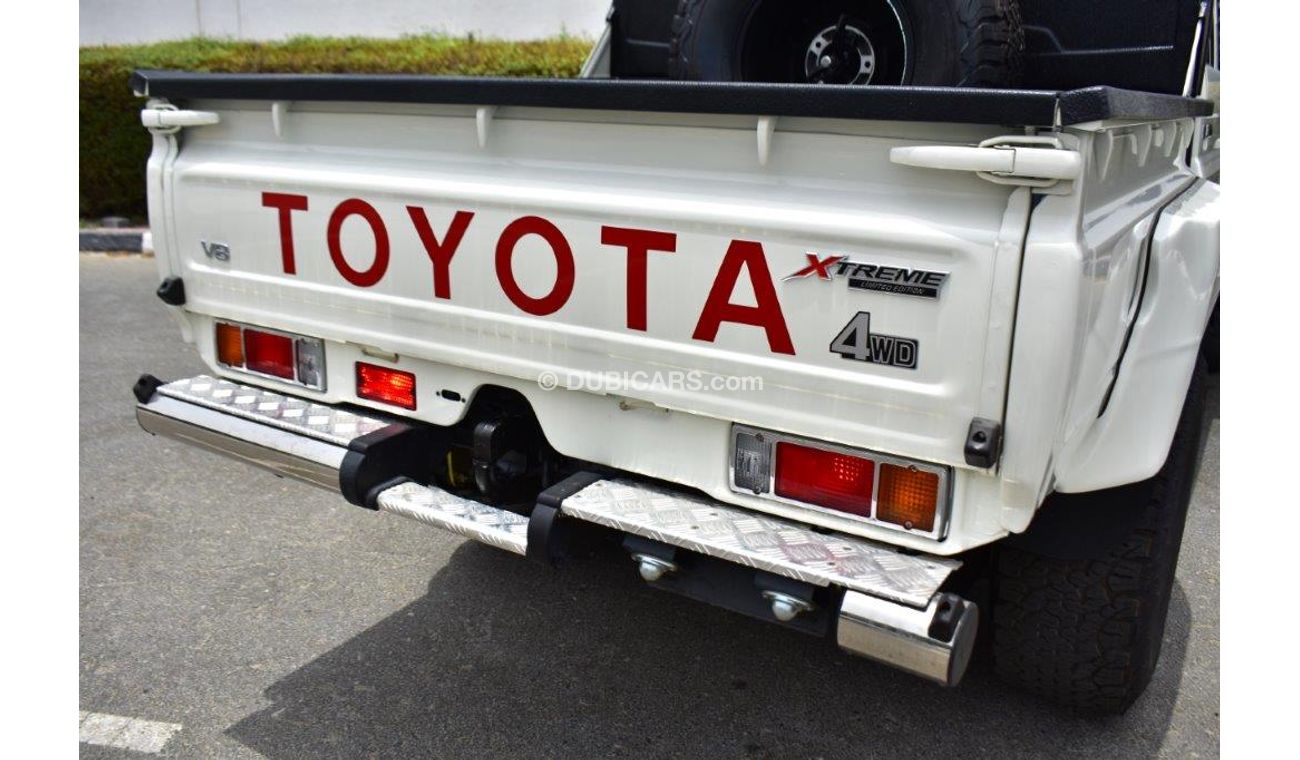 تويوتا لاند كروزر بيك آب 79 DOUBLE CAB PICKUP XTREME V8 4.5L TURBO DIESEL 4WD MT