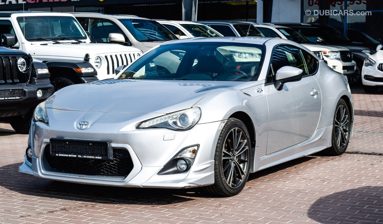 Used Toyota 86 GT 2013 for sale in Dubai - 400679