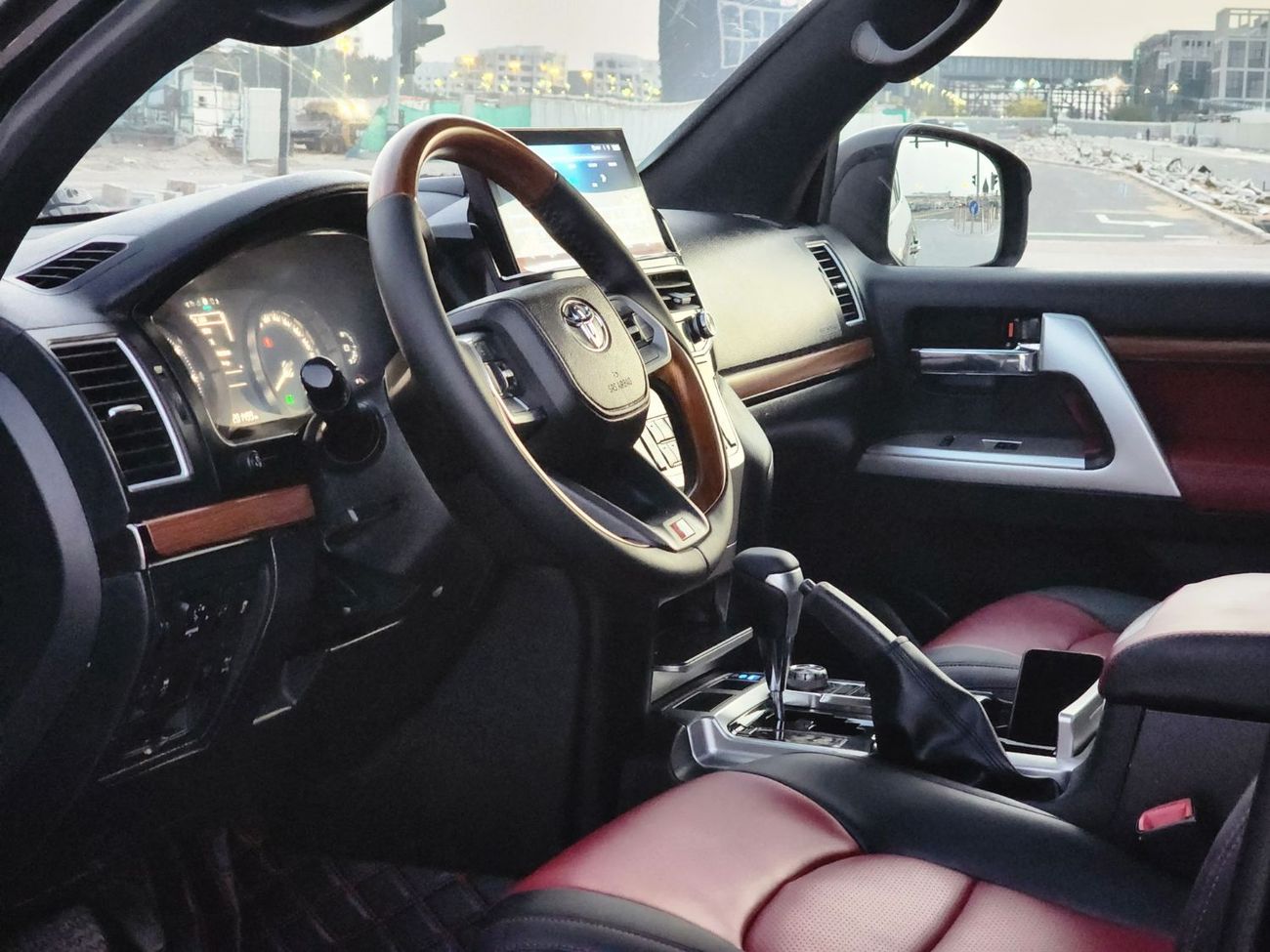 تويوتا لاند كروزر 