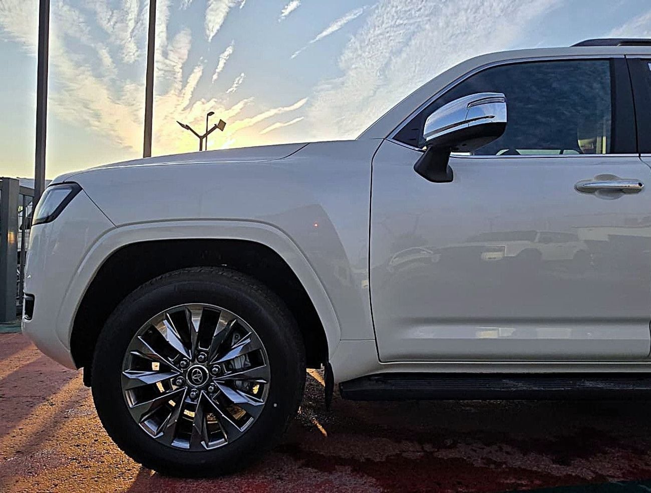 تويوتا لاند كروزر VX 3.5L