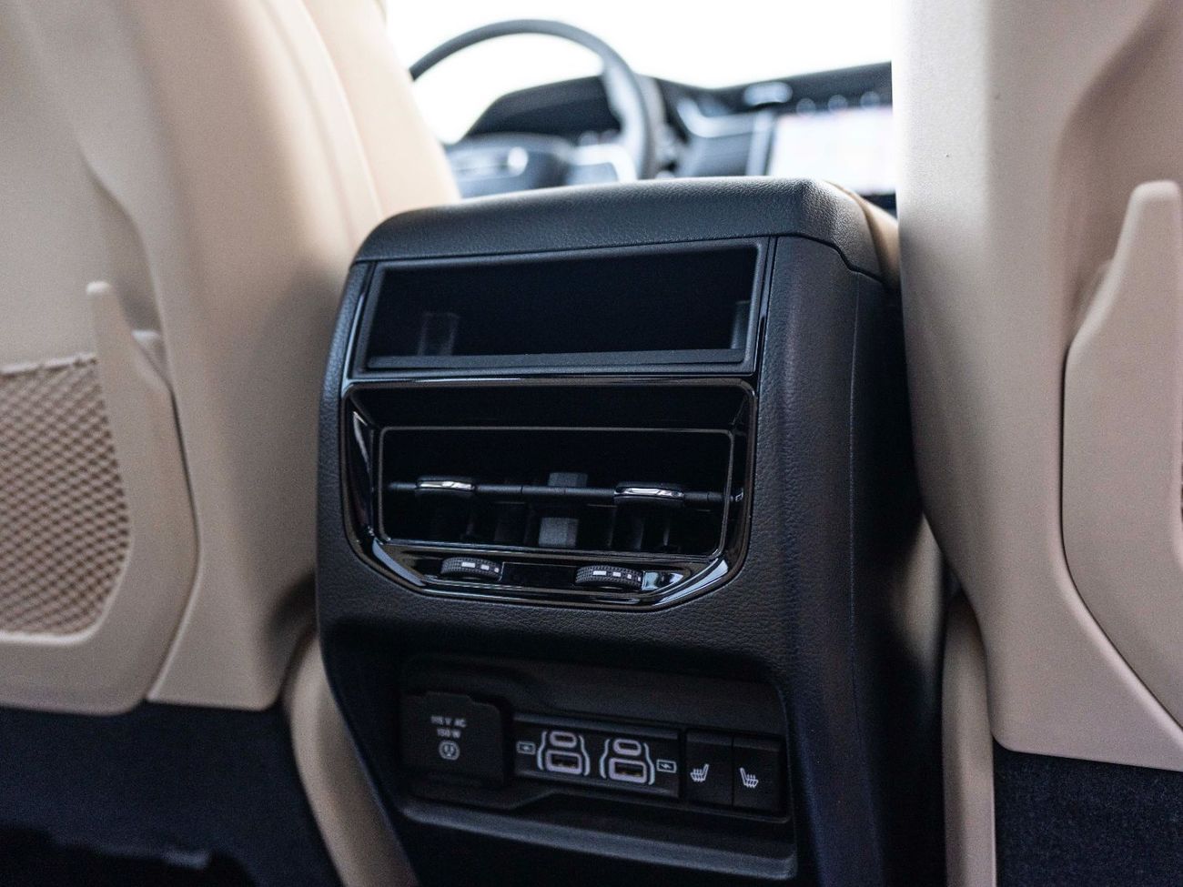 جيب جراند شيروكي Limited 3.6L