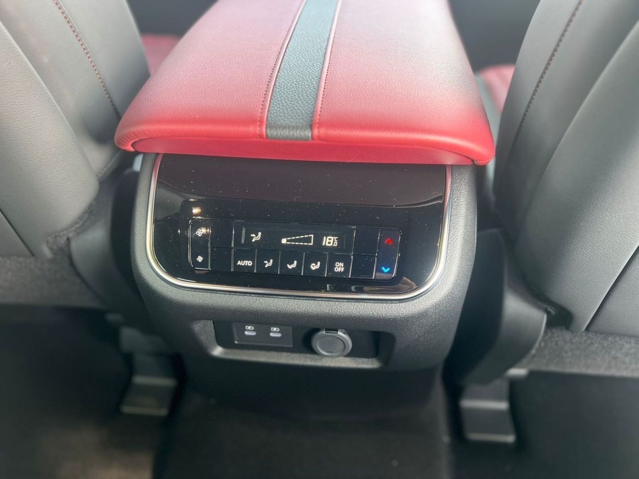 Nissan Patrol LE PLATINUM 3.5L TWIN TURBO