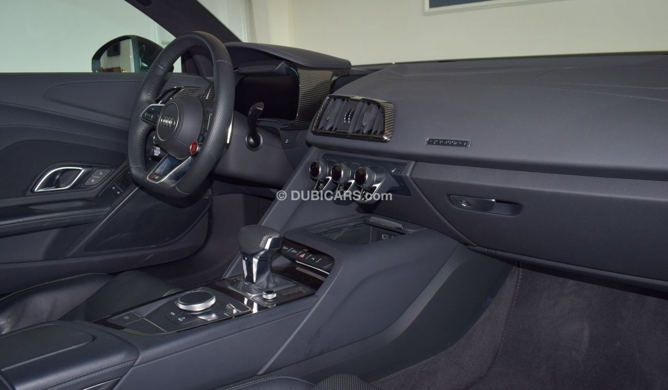 أودي R8 V10 بلس