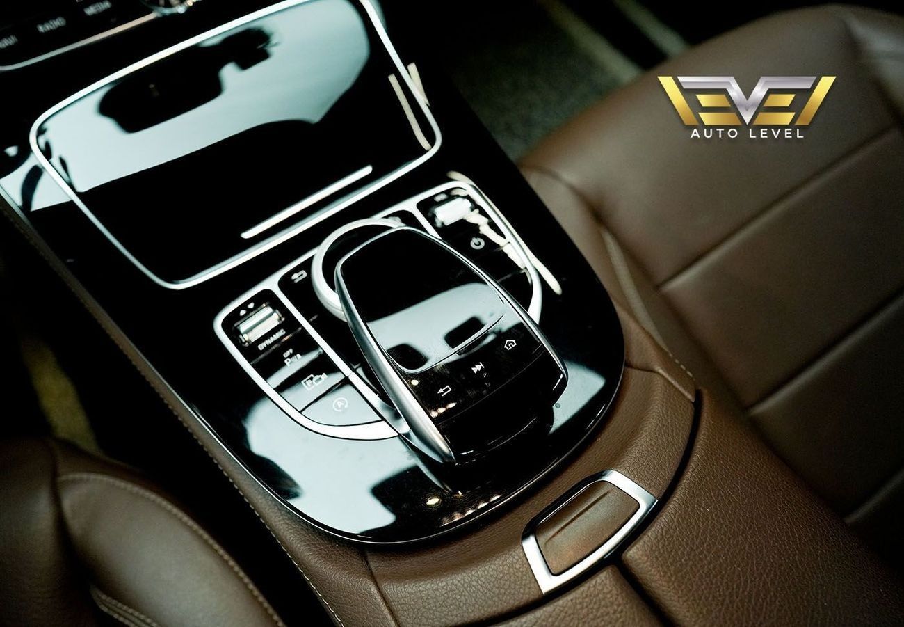 مرسيدس بنز E300 MERCEDES E300 2019 - 7 Years warranty + 7 Years Service Contract