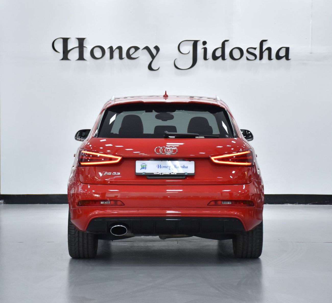 Audi RS Q3 EXCELLENT DEAL for our Audi RS Q3 ( 2015 Model ) in Red Color Japanese Specs