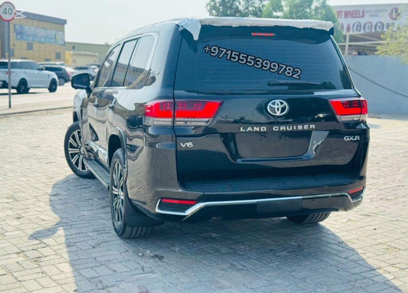 تويوتا لاند كروزر GXR Toyota Land Cruiser 2016 upgraded to 2025 complete with dashboard
