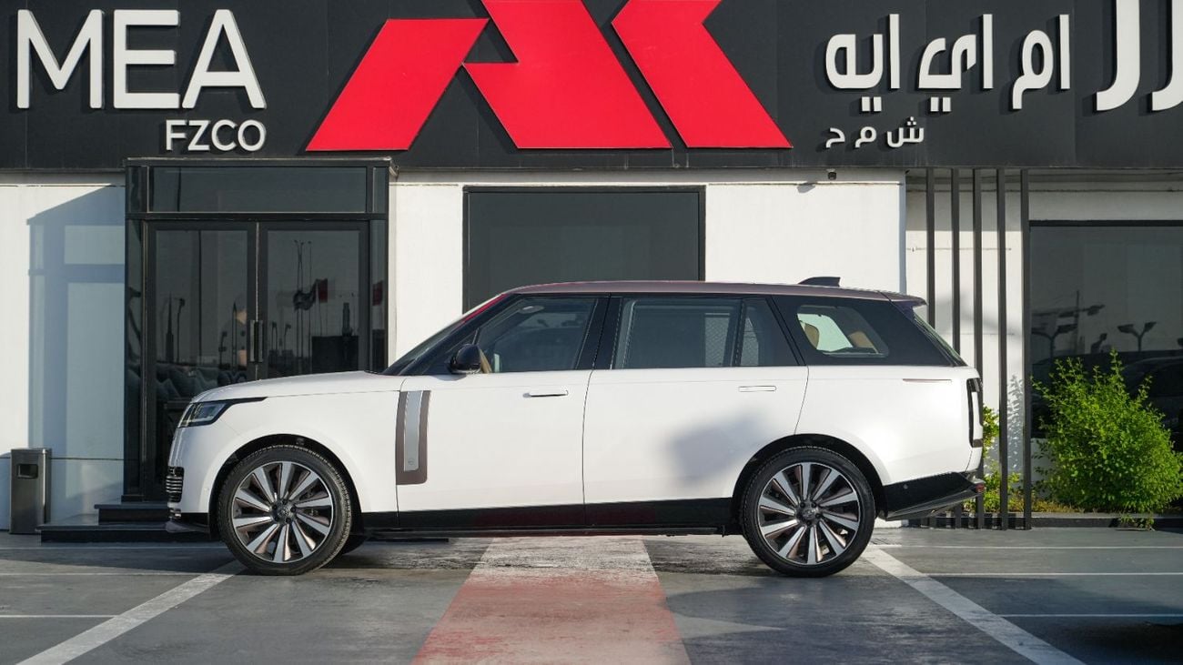 Land Rover Range Rover SV LWB P530 SV LWB White-Tan 2022 MY Export only