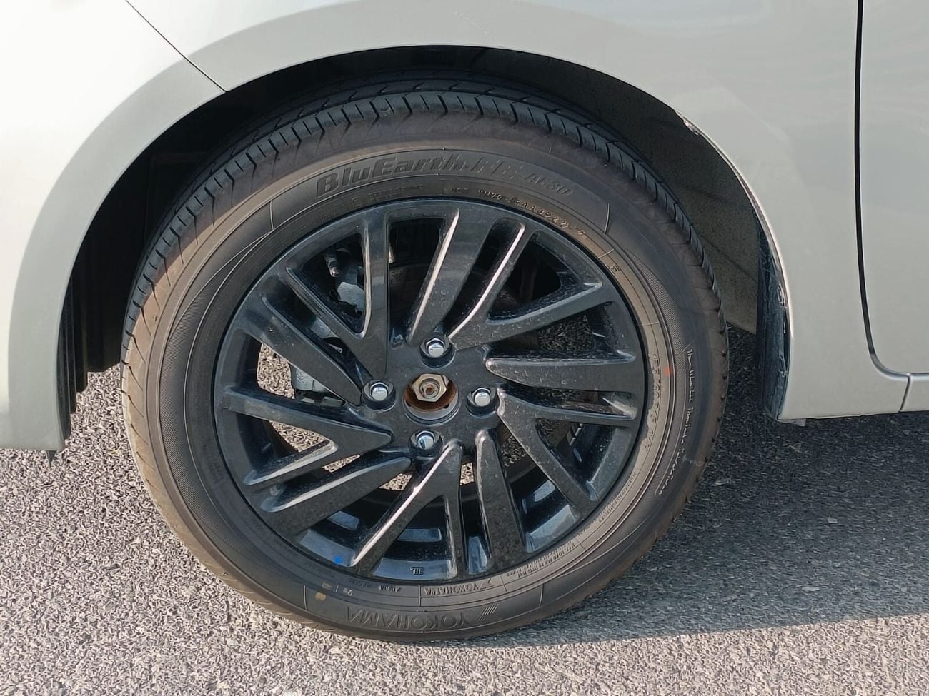 Suzuki Celerio 1.0L V4, GLX, Black Rims, A/T, Gear, SPECIAL QUANTITY DEAL OFFER FOR ALGERIA (CODE # CGLM)