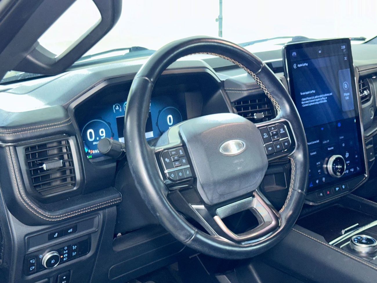 Ford Expedition PLATINUM XP-PN222/ AL TAYER MOTORS/ AL QOUZ SHOWROOM