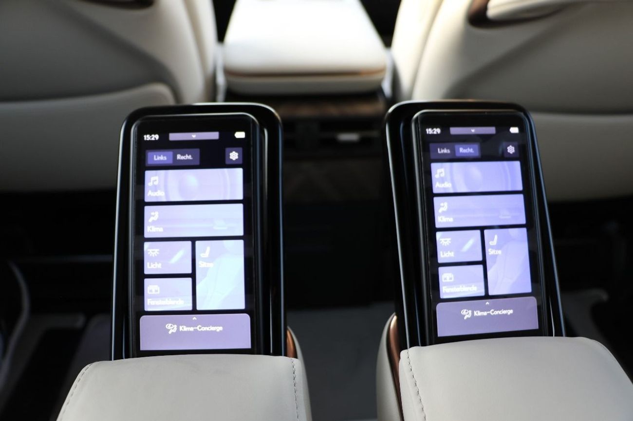 Lexus LM 350h 2024 Lexus LM350 Hybrid 7 seater