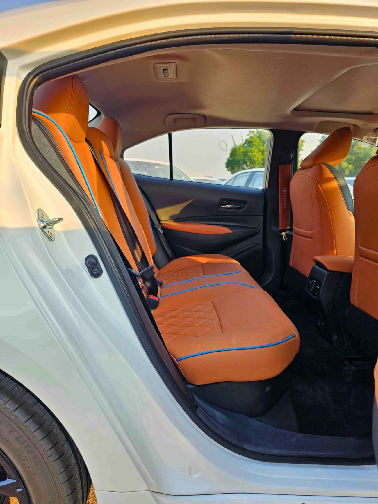 تويوتا ليفين GR SPORTS HYBRID / 1.8L V4 / 360*CAMERA / LEATHER SEATS / SUNROOF (CODE # TLHGR)