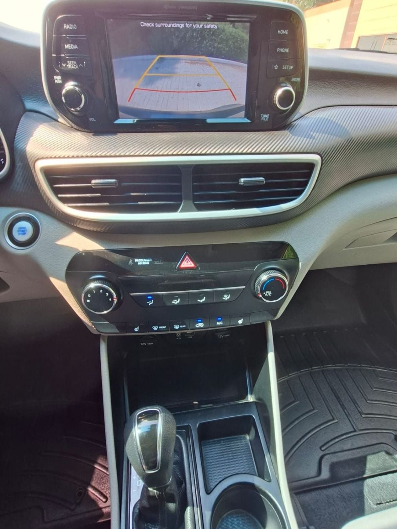 Hyundai Tucson GL MID