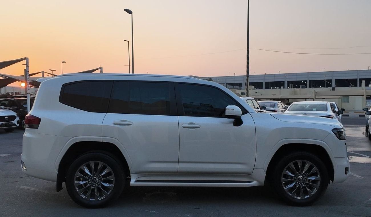Toyota Land Cruiser GXR V6 4.0L || Full Service History Available | GCC | Zero Down payment support