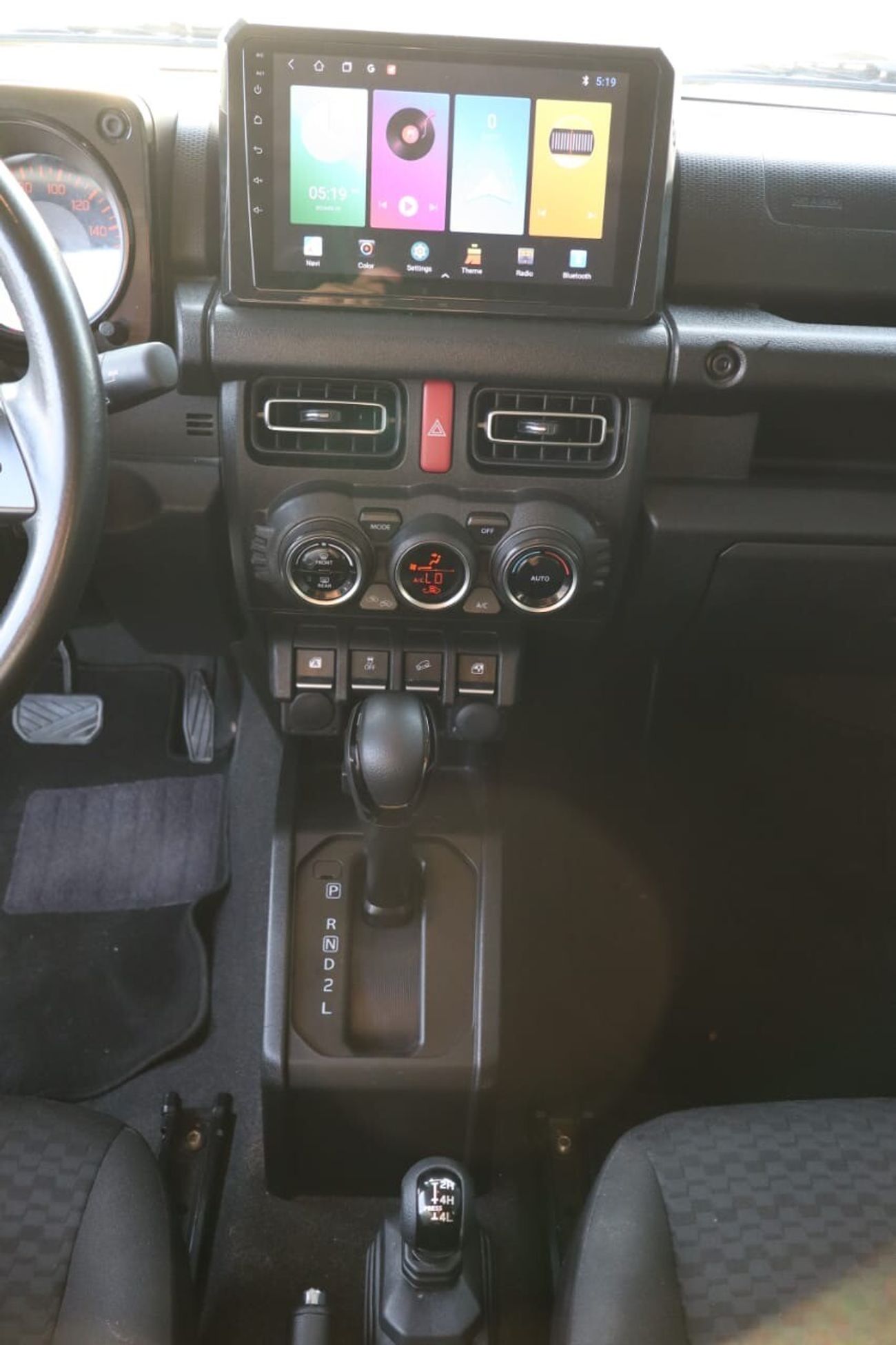 Suzuki Jimny GLX 1.5L (3-Doors)