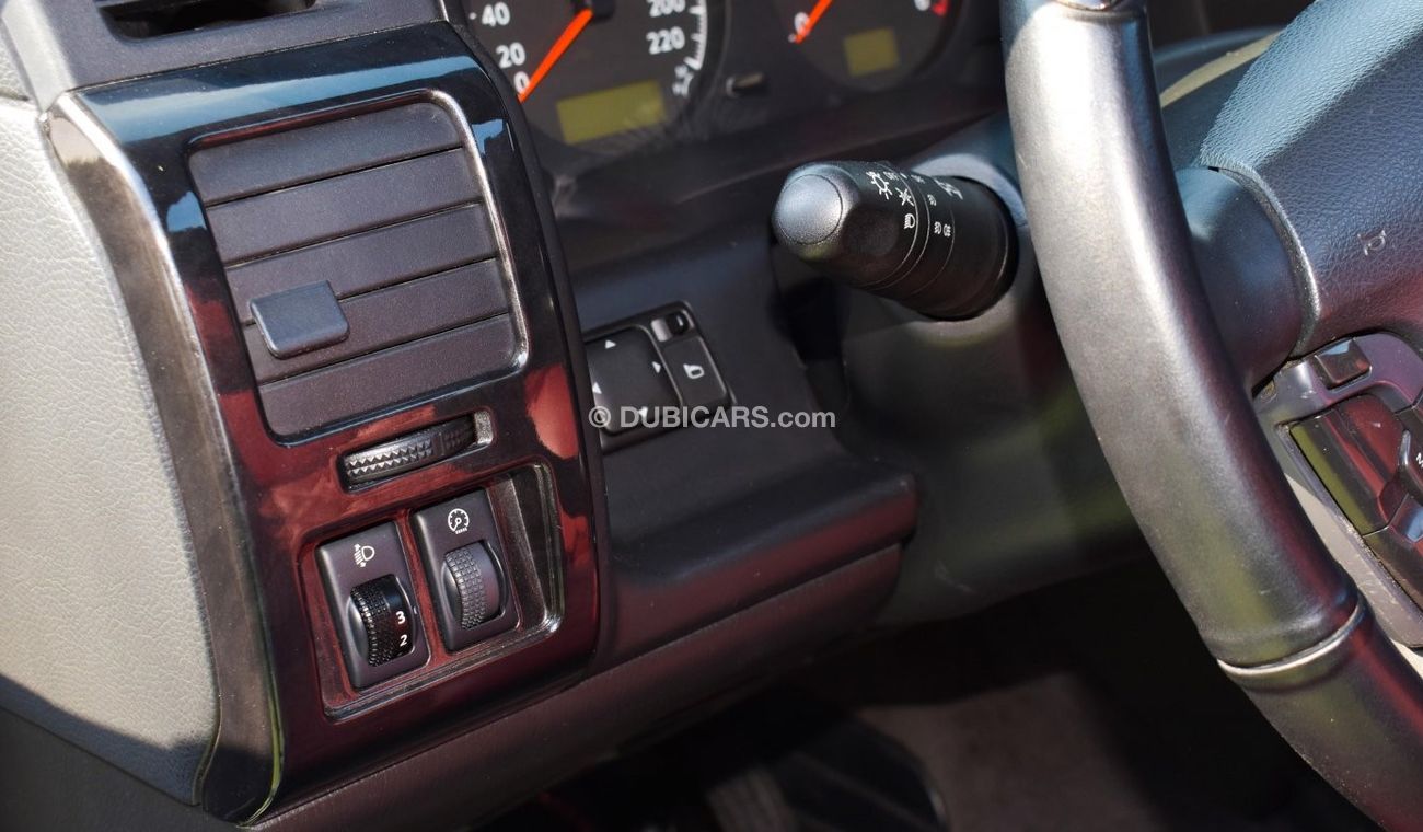 Nissan Patrol Safari