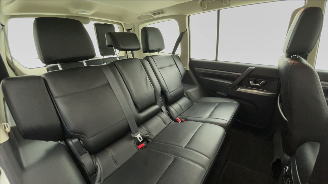 ميتسوبيشي باجيرو GLS HIGHLINE 3 | بدون دفعة مقدمة | اختبار القيادة في المنزل