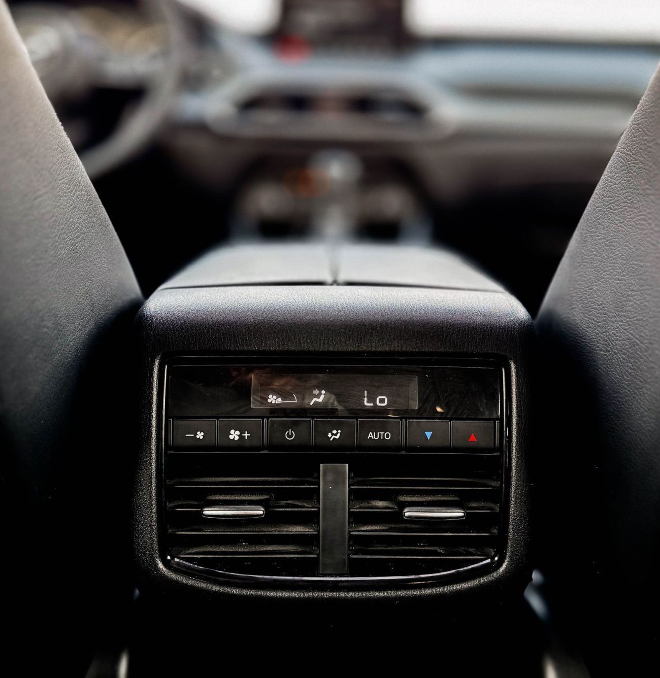 Mazda CX9 LTD 2.5L (230 HP) Mazda CX-9 2020 2.5 L GCC, original paint, accident-free, in excellent condition,