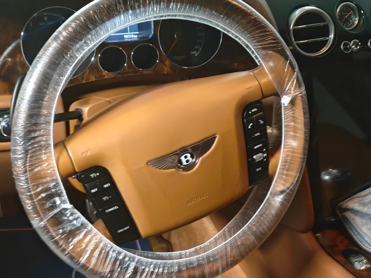 بنتلي كونتيننتال جي تي 6