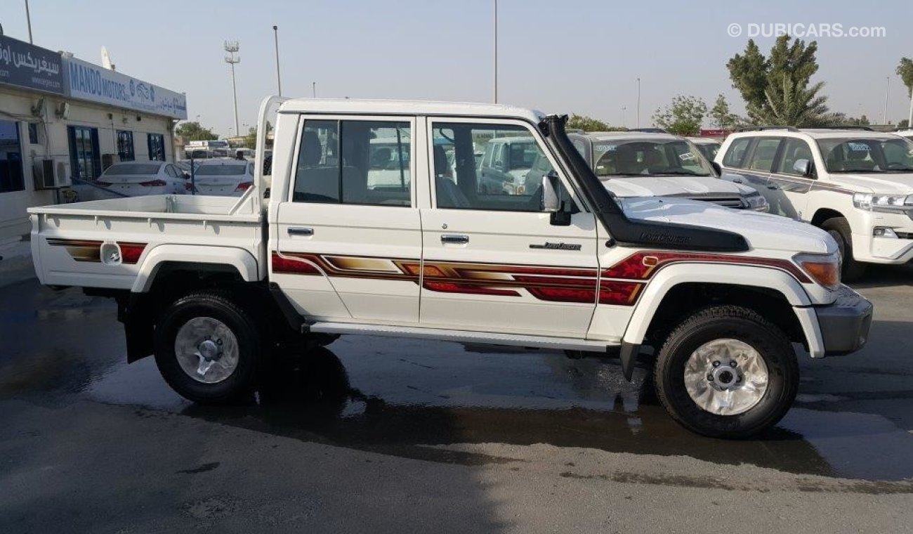 Toyota Land Cruiser Pick Up 4.5 DSL Double Cabin