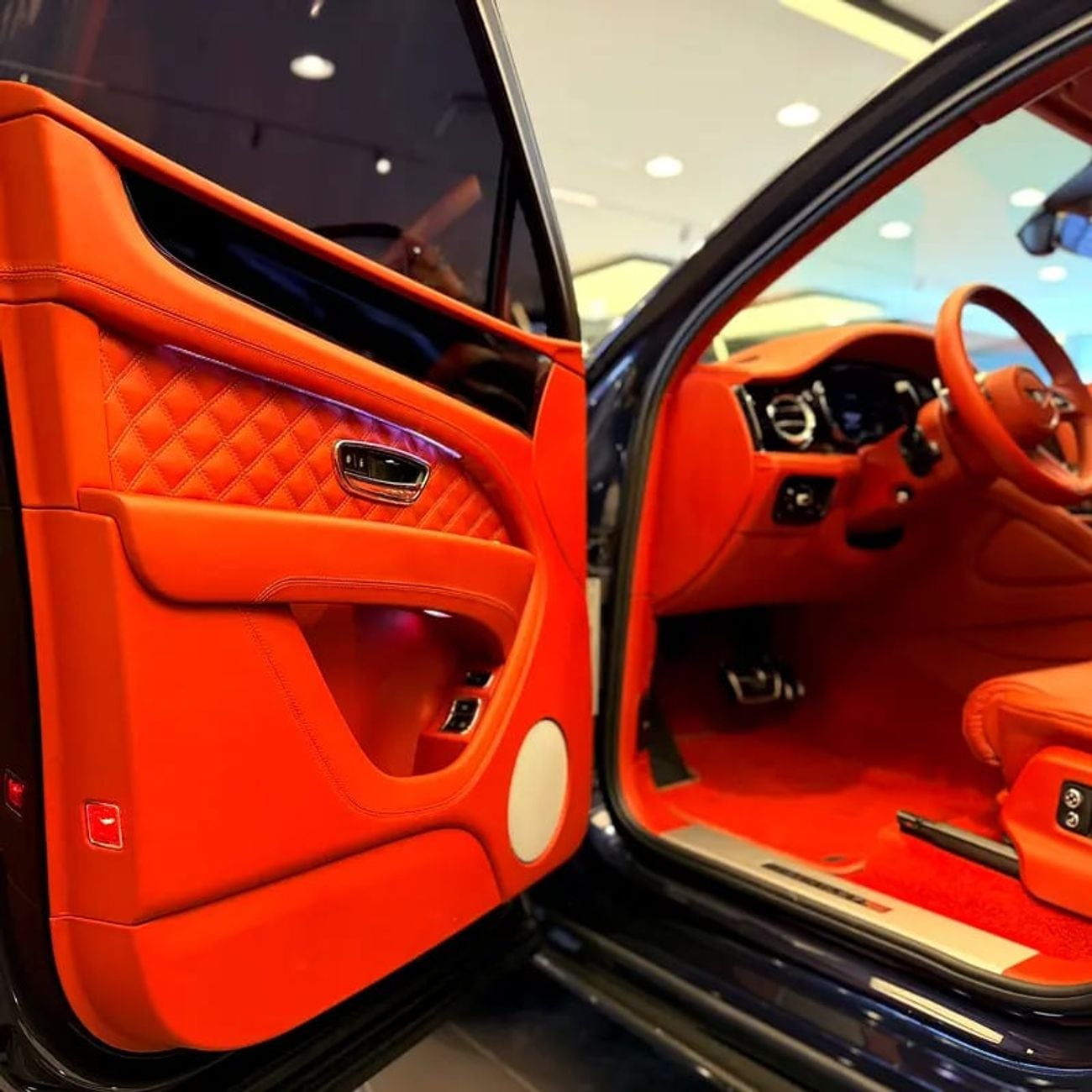 بنتلي بينتايجا S Black Edition 4.0T BRAND CONDITION