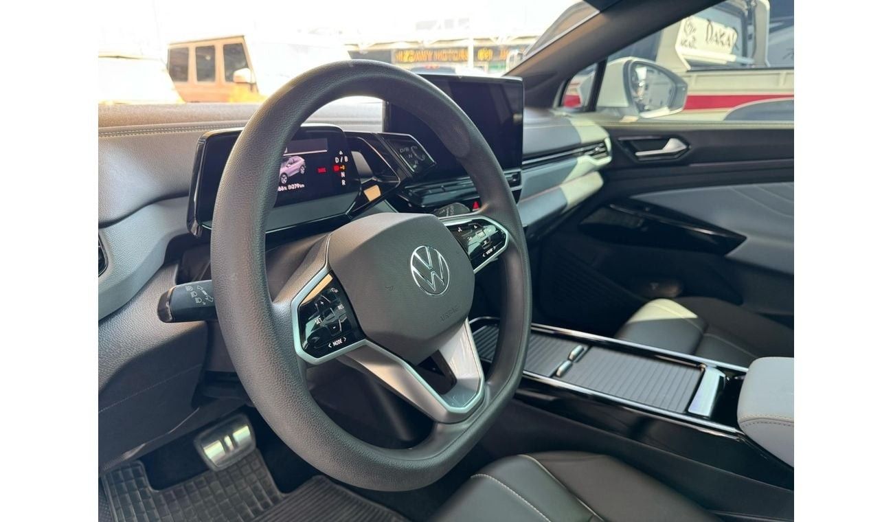 فولكس واجن ID.4 NEAT AND CLEAN LESS KILOMETER