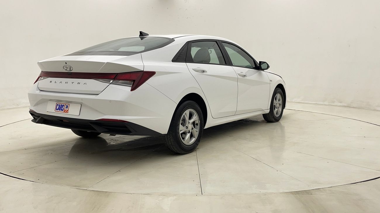 هيونداي إلانترا SMART 1.6 | بدون دفعة مقدمة | اختبار القيادة في المنزل