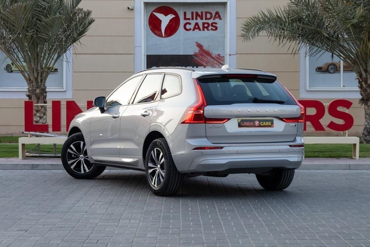 Volvo XC60 Volvo XC60 B5 Core 2024 GCC under Agency Warranty with Flexible Down-Payment.