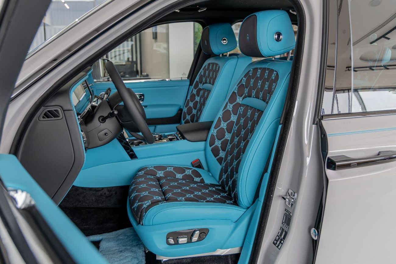 رولز رويس كولينان ROLLS ROYCE CULLINAN | BLACK BADGE | BESPOKE PREMIUM AUDIO  | DUALITY SEATS | European Specs | 2026 