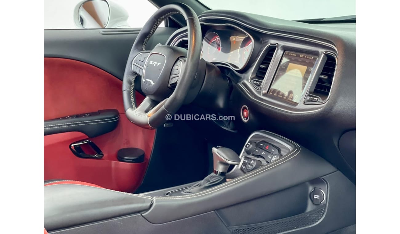 دودج تشالينجر SRT هيلكات 2016 Dodge Challenger SRT Hellcat, Warranty, Full Service History, GCC
