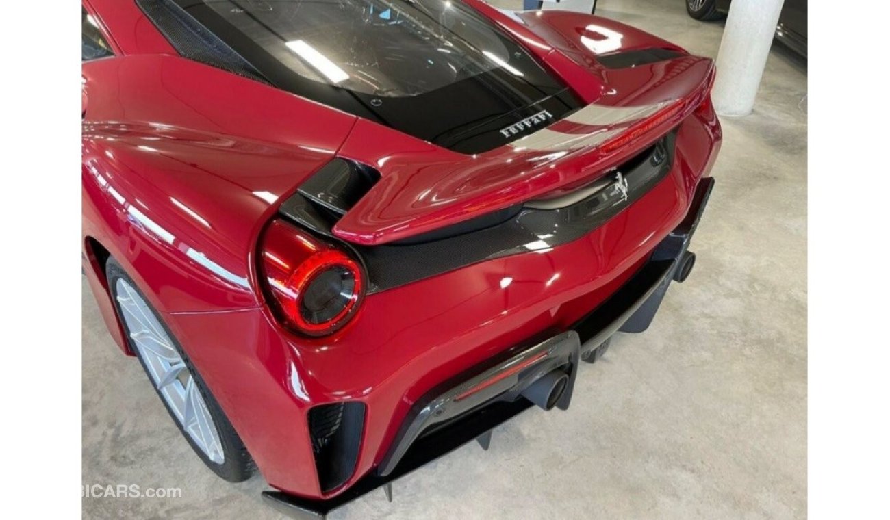 فيراري 488 Pista Coupe with Air Freight Included (Euro Specs) (Export)