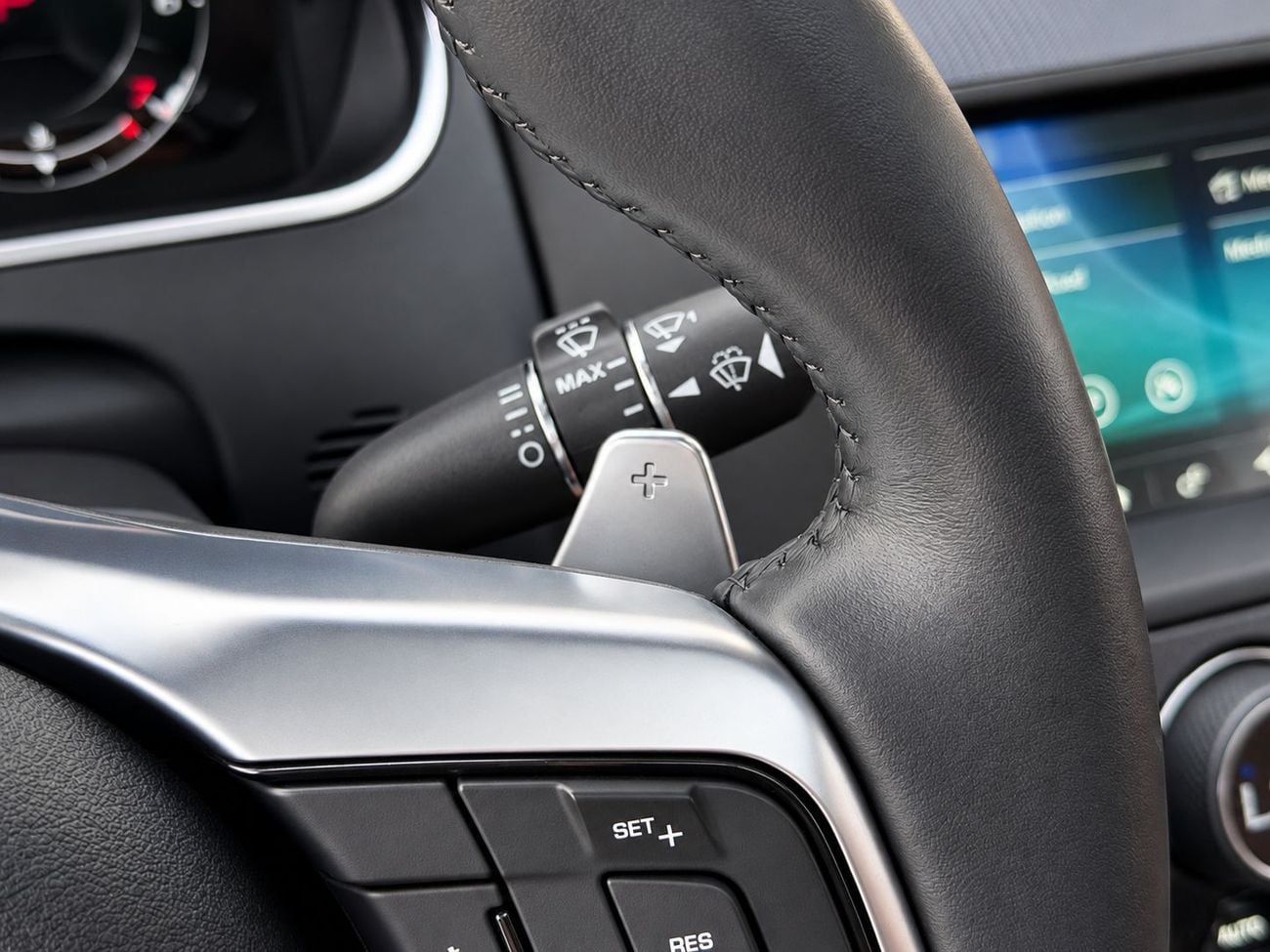 جاكوار F Type آر - ديناميك