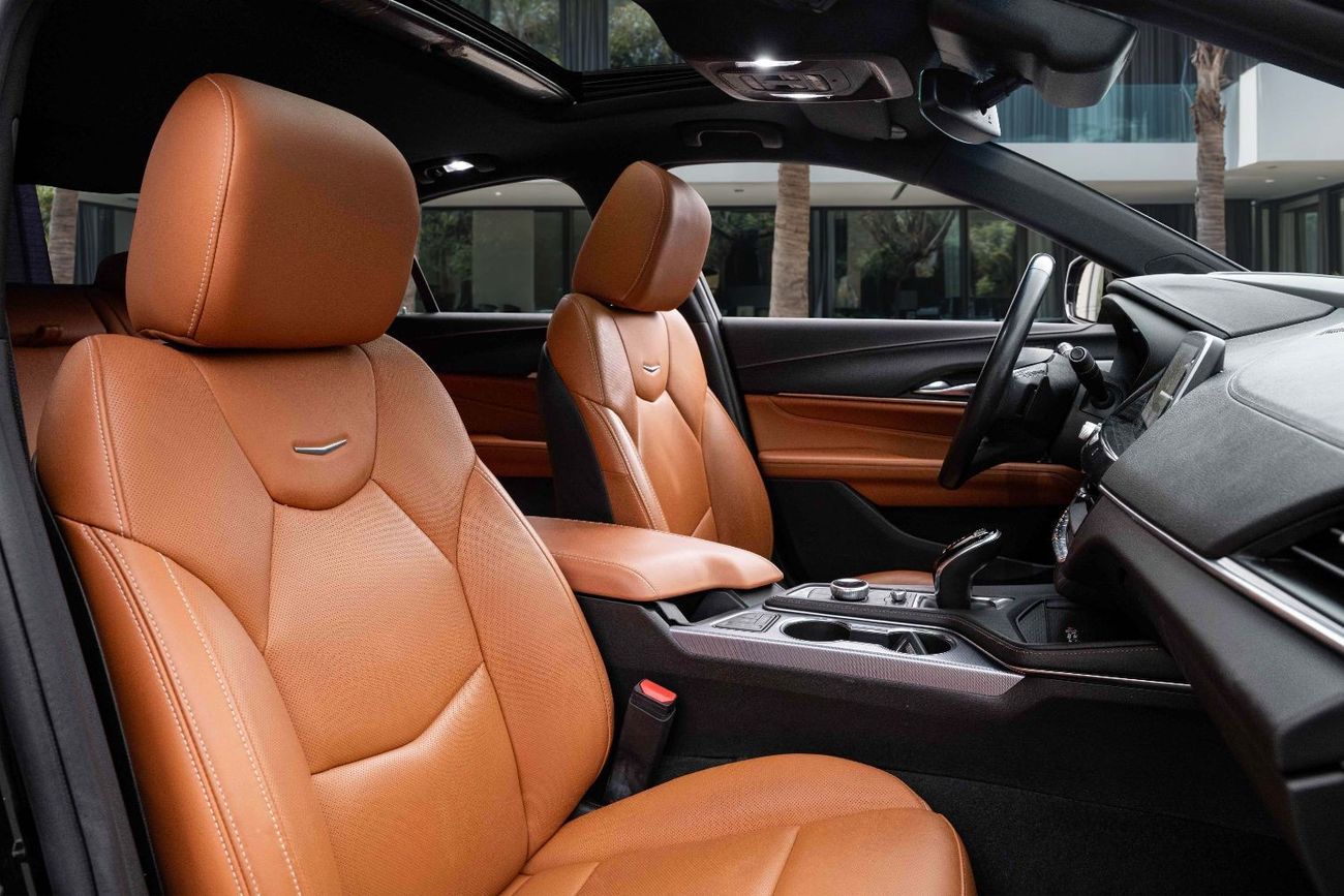 Cadillac CT4 | 2,056 P.M  | 0% Downpayment | Agency Warranty!