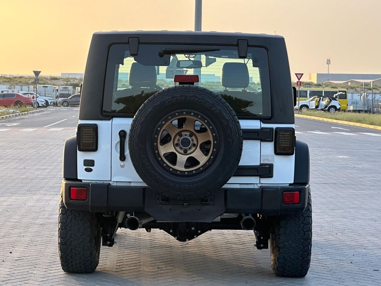 جيب رانجلر Sport Falcon 3.6L A/T (2 Door)