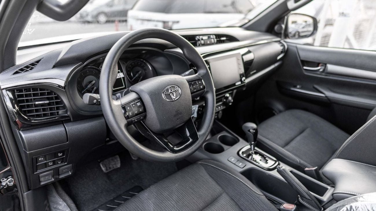 Toyota Hilux 2025 Toyota Hilux Adventure 4.0L AT Petrol (Black-Black)