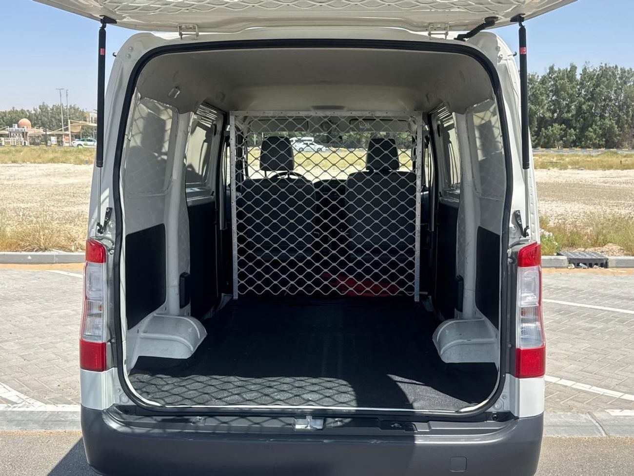 تويوتا لايت آيس Toyota Lite Ace 2024 (1.5L Full Automatic) Van petrol,