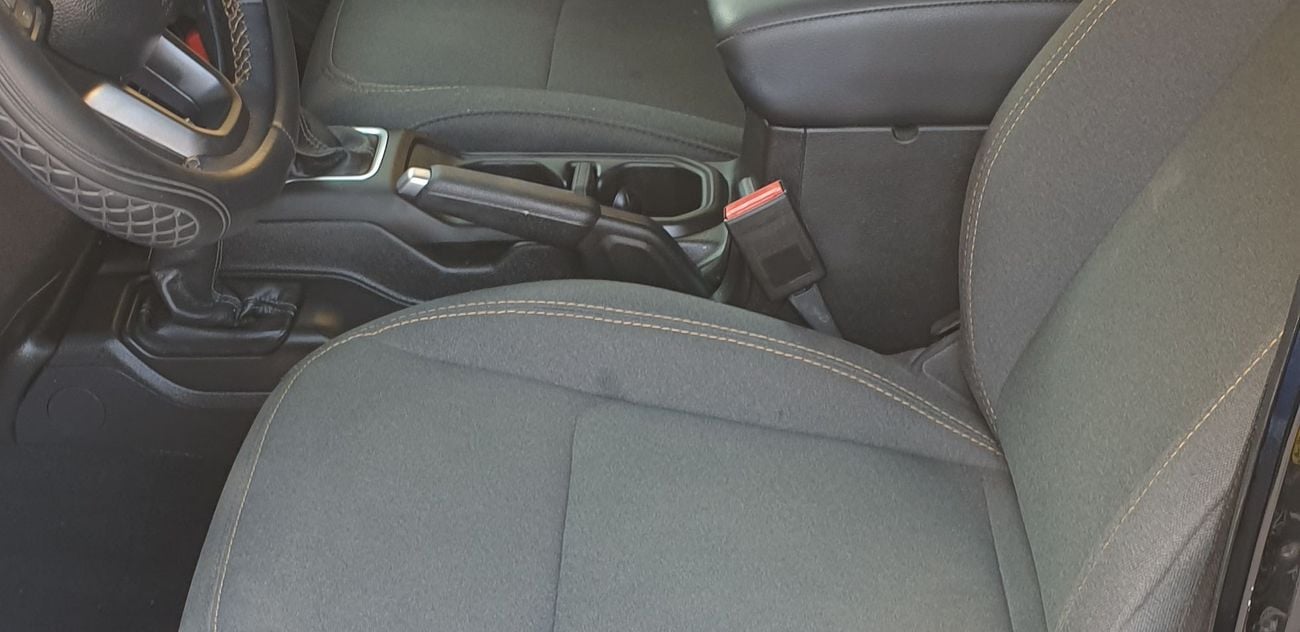 جيب رانجلر Sport S 3.6L A/T 4 seater 4 doors