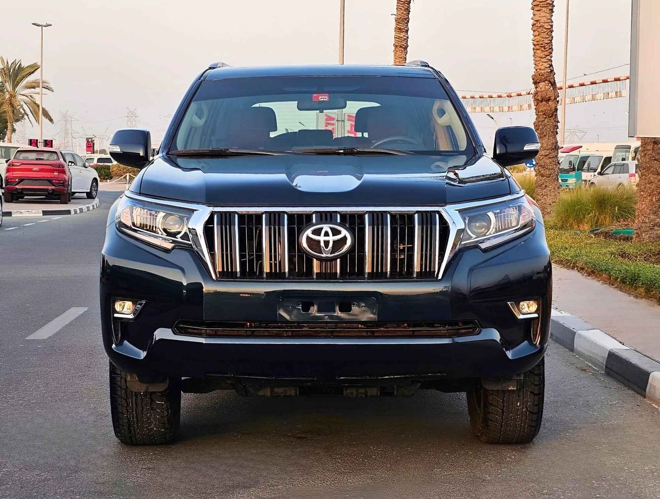 Toyota Prado GXR / SUNROOF/ BACK TYRE/ LEATHER SEATS/ LOW MILEAGE/  LOT# 204703