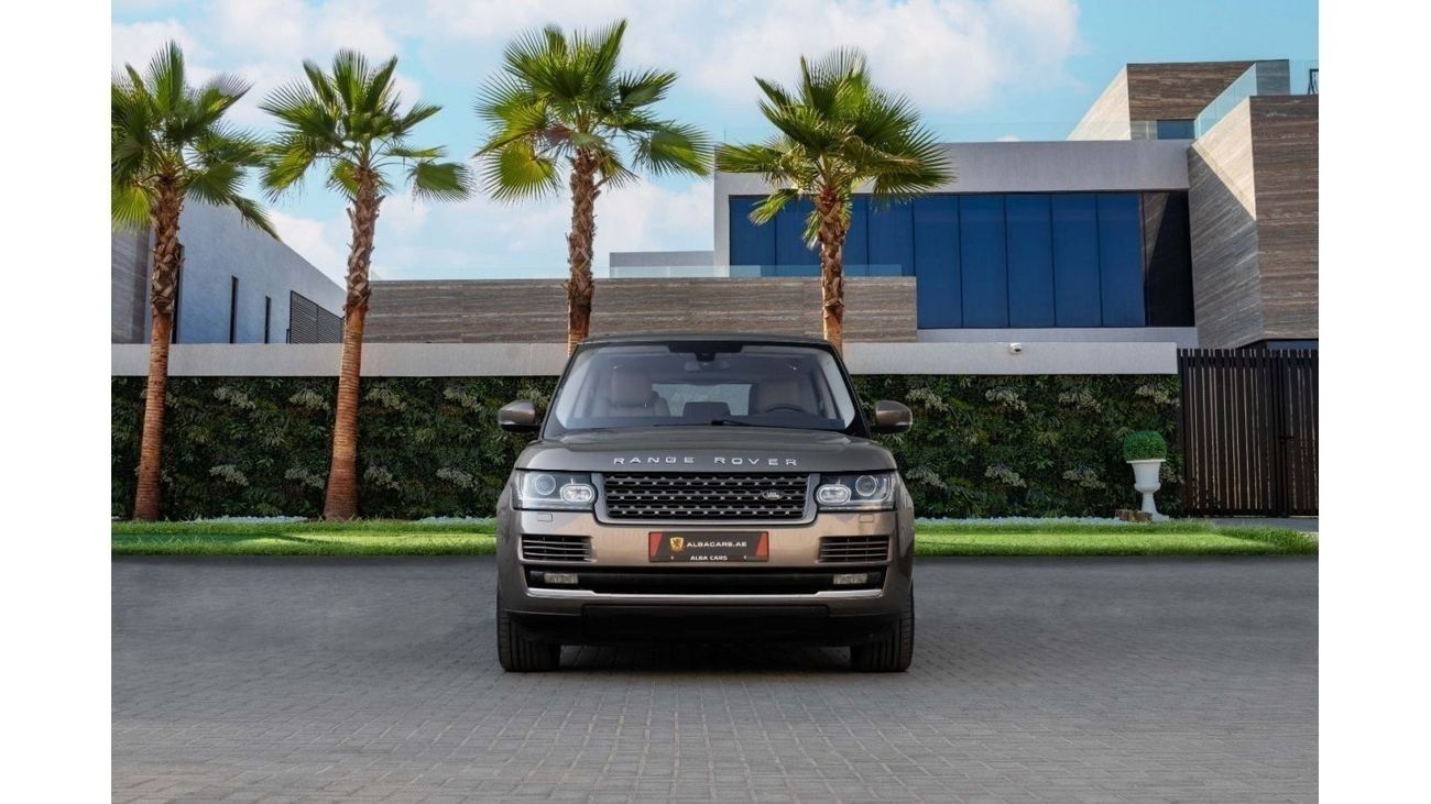 Land Rover Range Rover Vogue SE 5.0 | 3,372 P.M (4 Years)⁣ | 0% Downpayment | Excellent Condition!